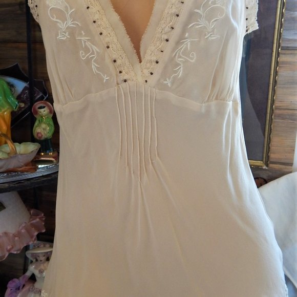 Other - Romantic Ecru Embroidered Camisole Chemise - Sz.M